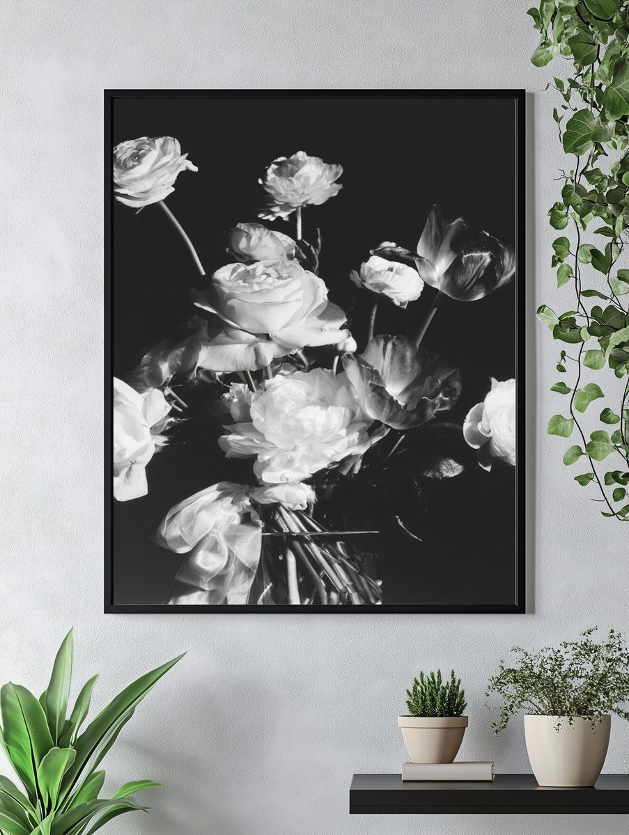 Black and White Floral Photography Poster. — room view 4