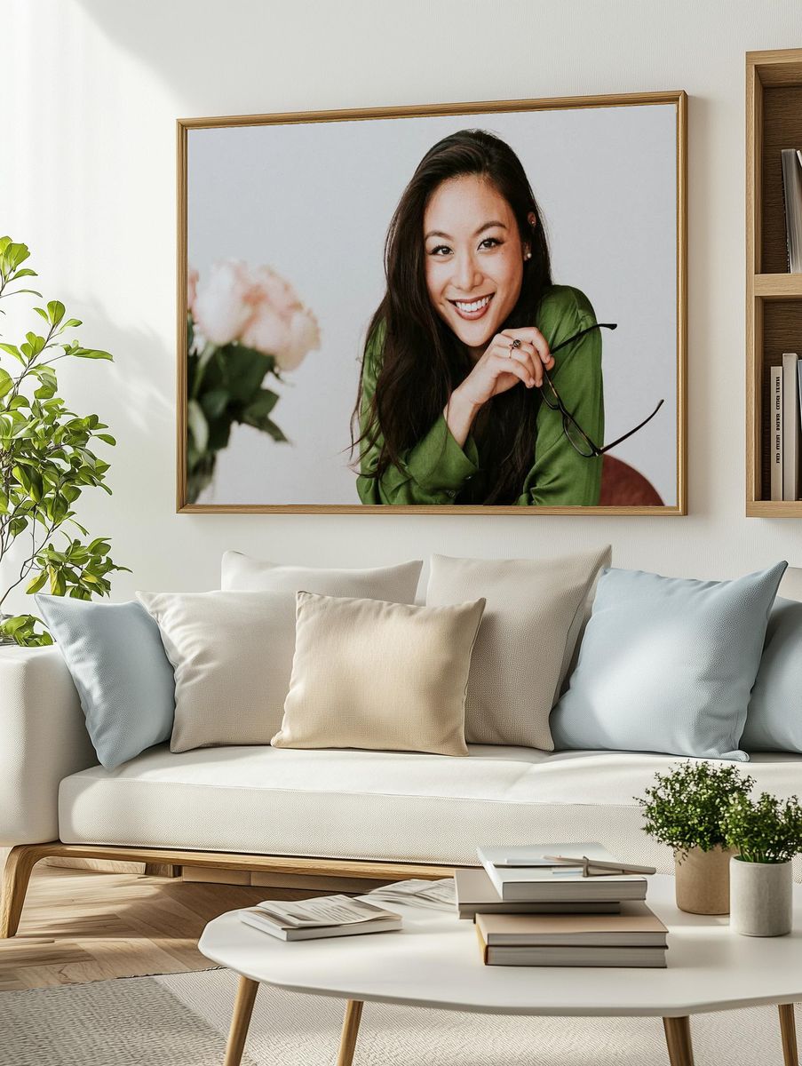 Beautiful cheerful Asian woman sitting. — room view 2