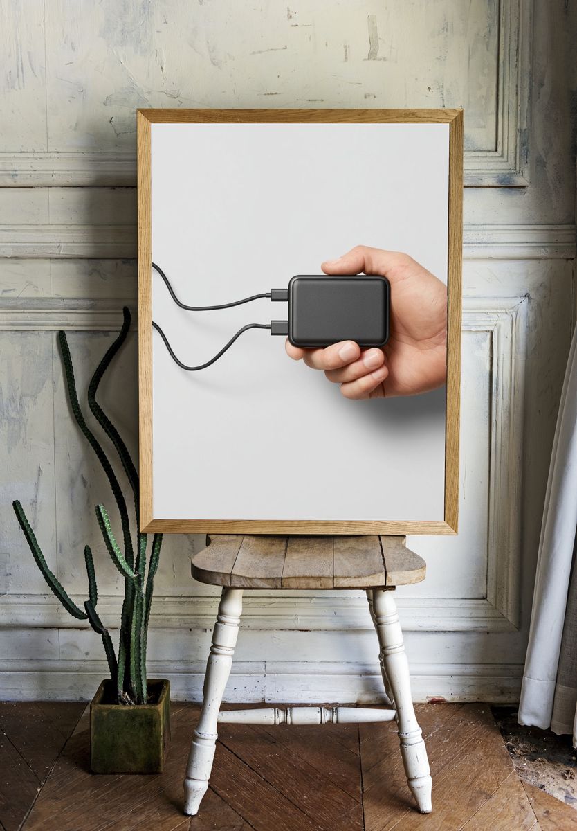 Charging Hub Handheld Photography Poster. — room view 1