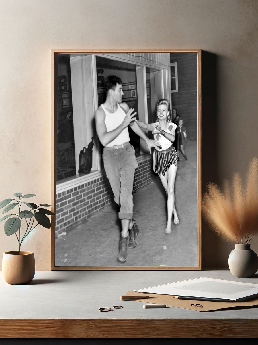 Sadie Hawkins Day 1944 Oak. — room view 2