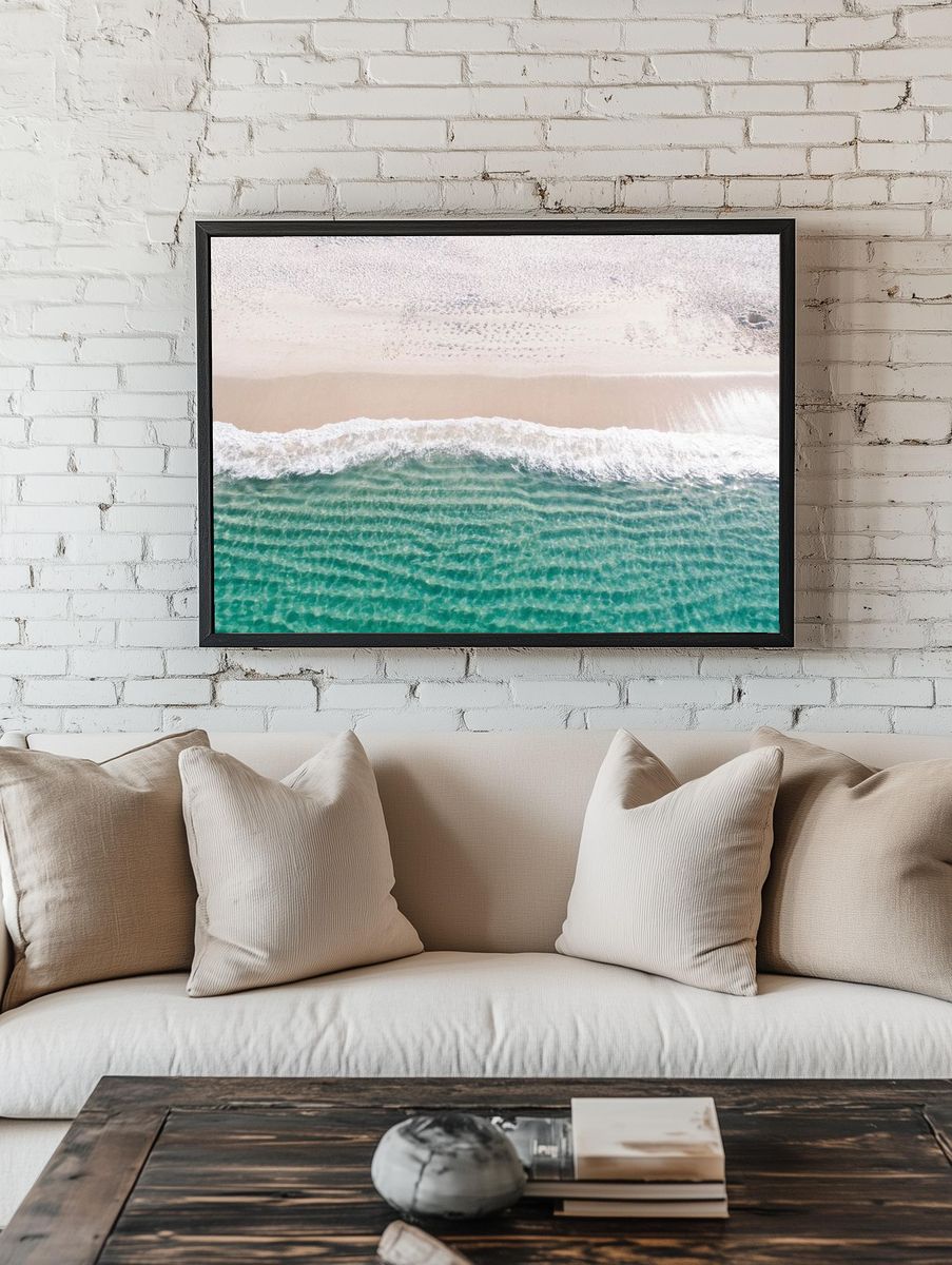 Drone view ocean waves washing. — room view 1