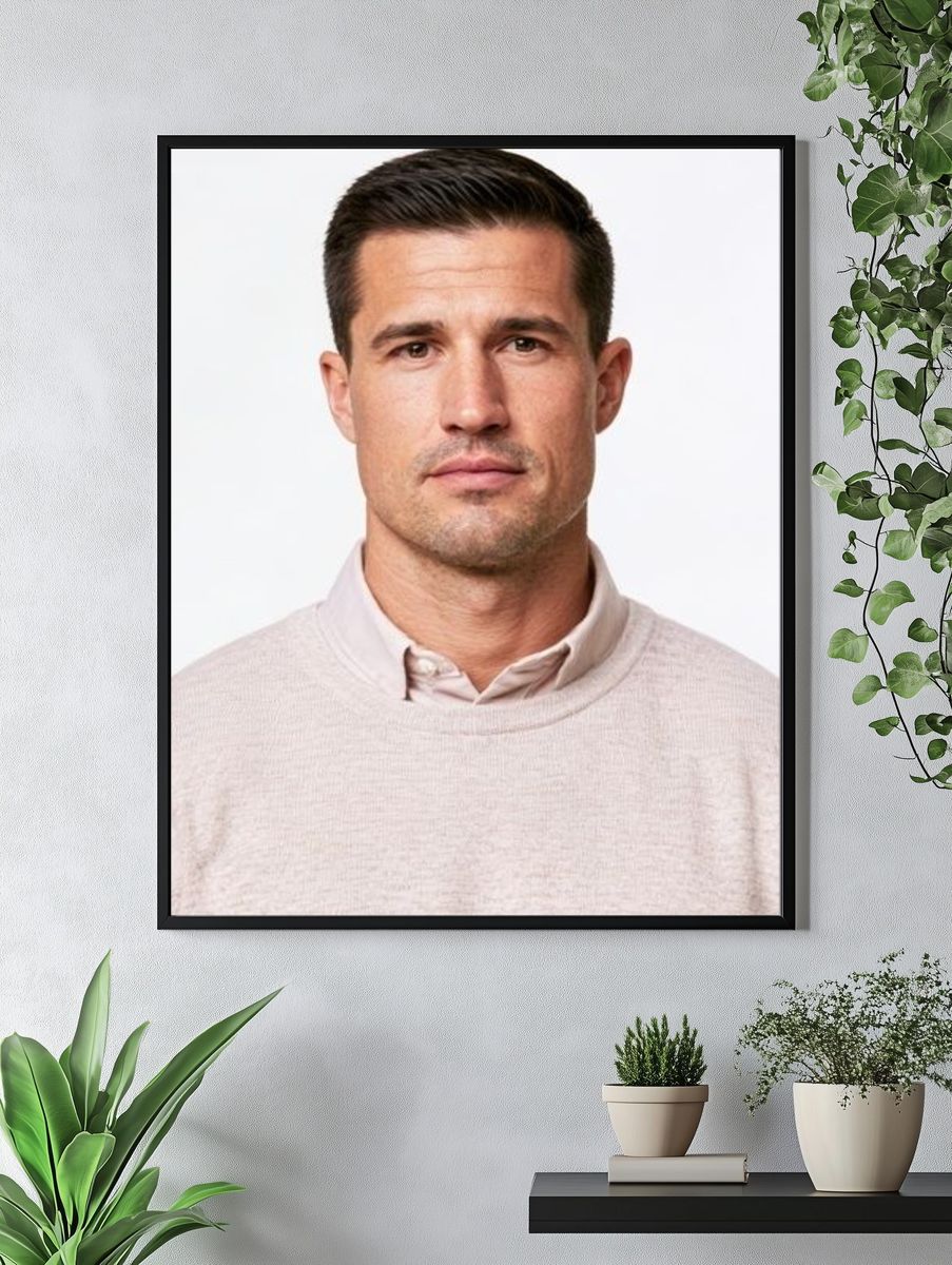 Studio Portrait Photography Poster. — room view 4
