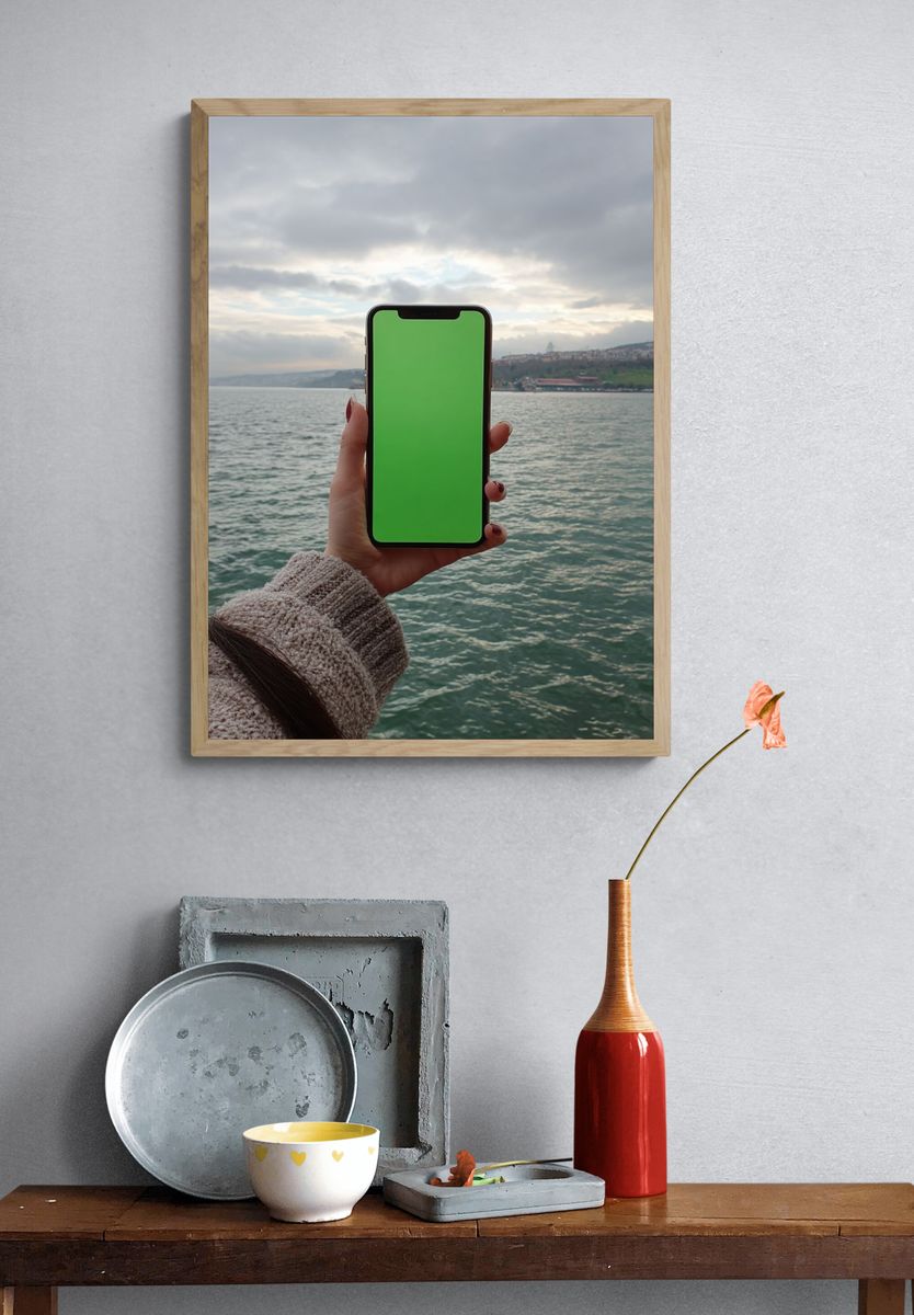 Smartphone with Green Screen — Photography Print. — room view 3