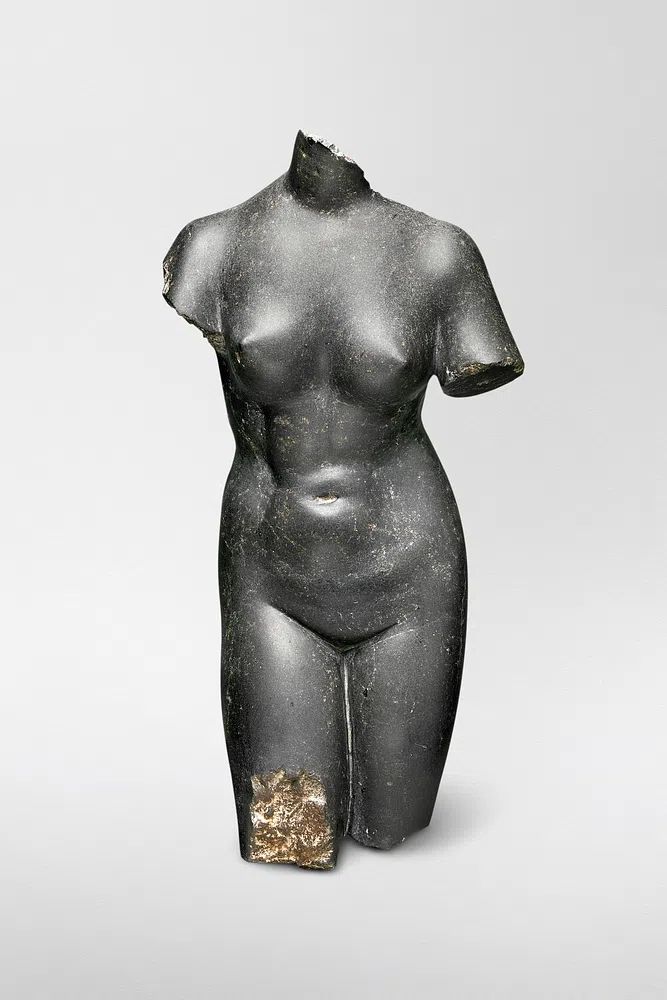 Naked lady vintage sculpture, Basalt. poster — photography art