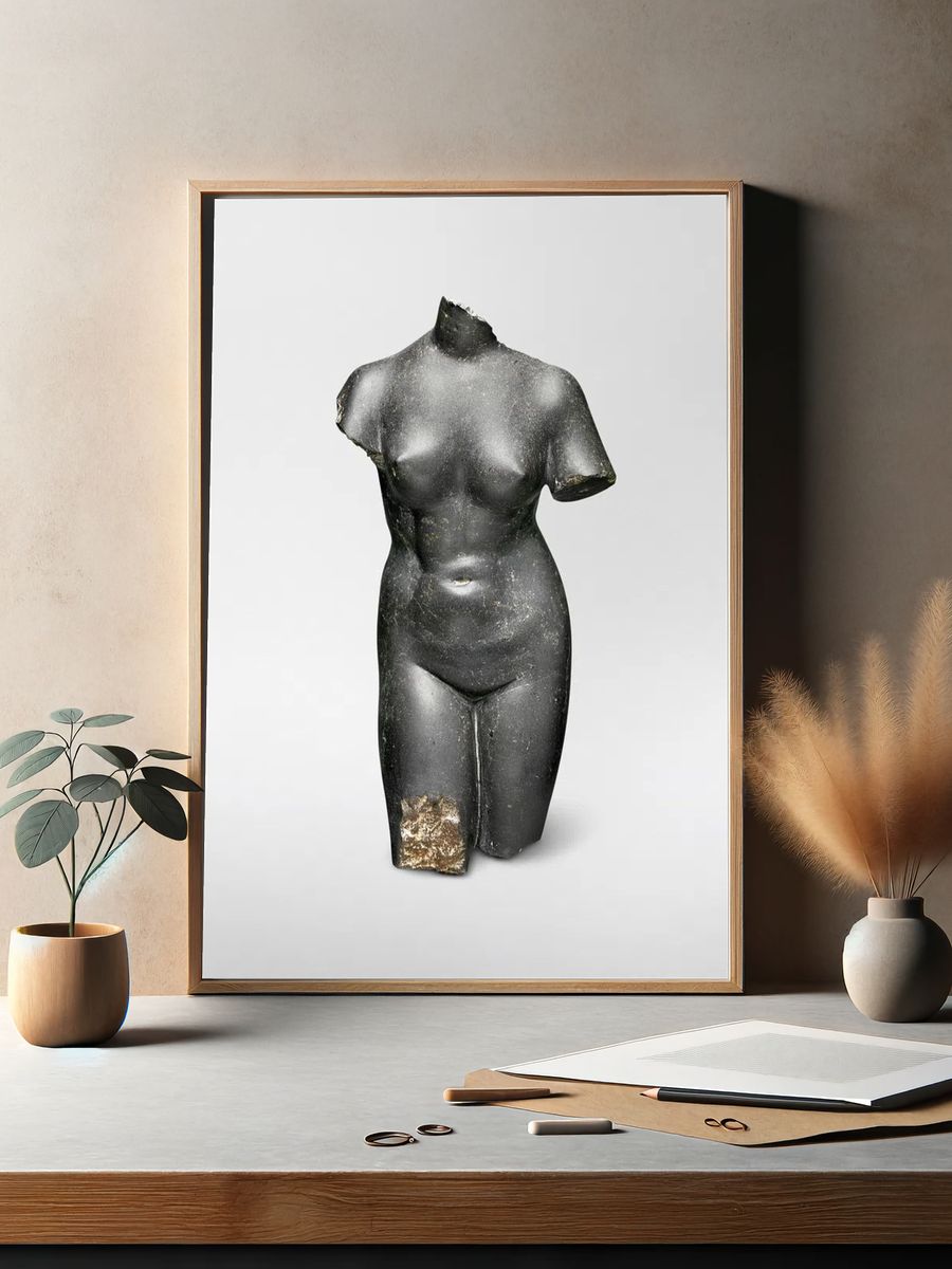 Naked lady vintage sculpture, Basalt. — room view 2
