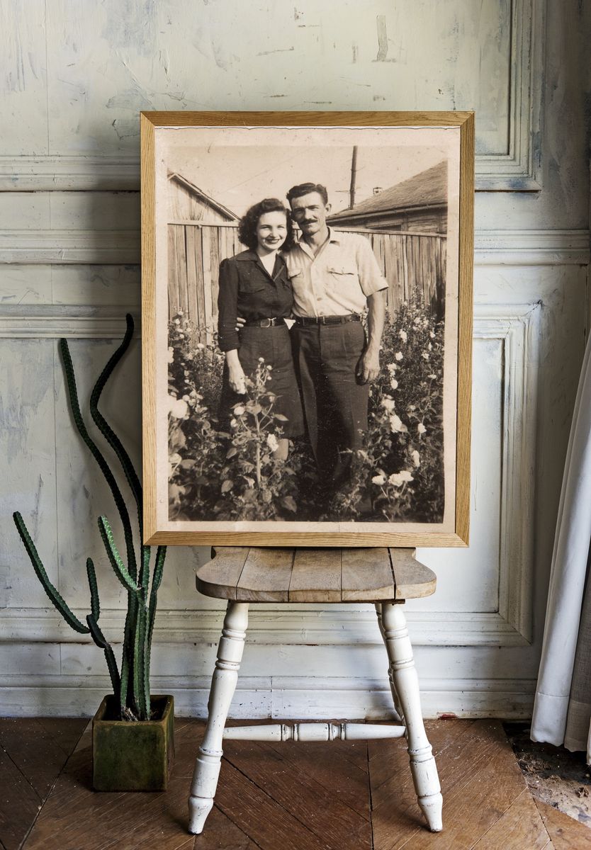 Vintage Couple Garden Portrait Print. — room view 1