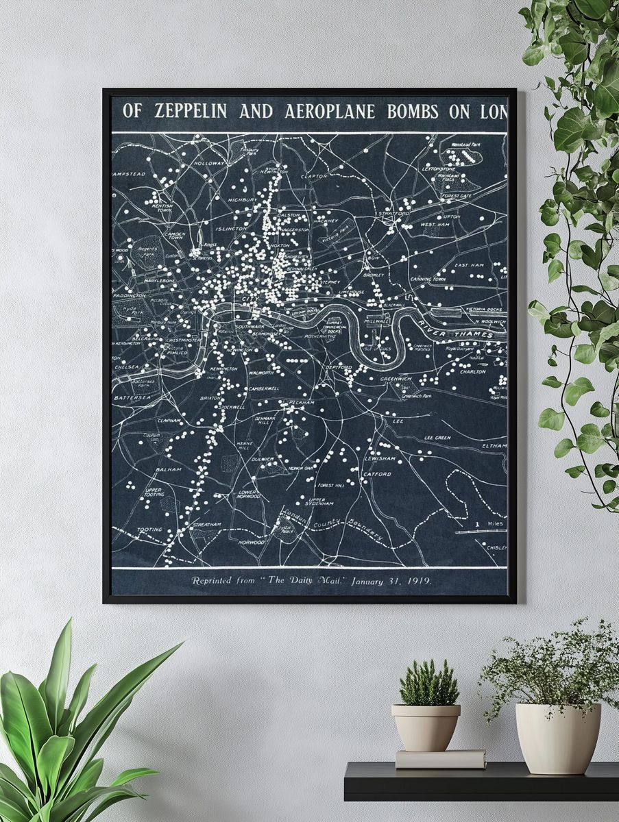 Map Zeppelin aeroplane bombs London. — room view 4