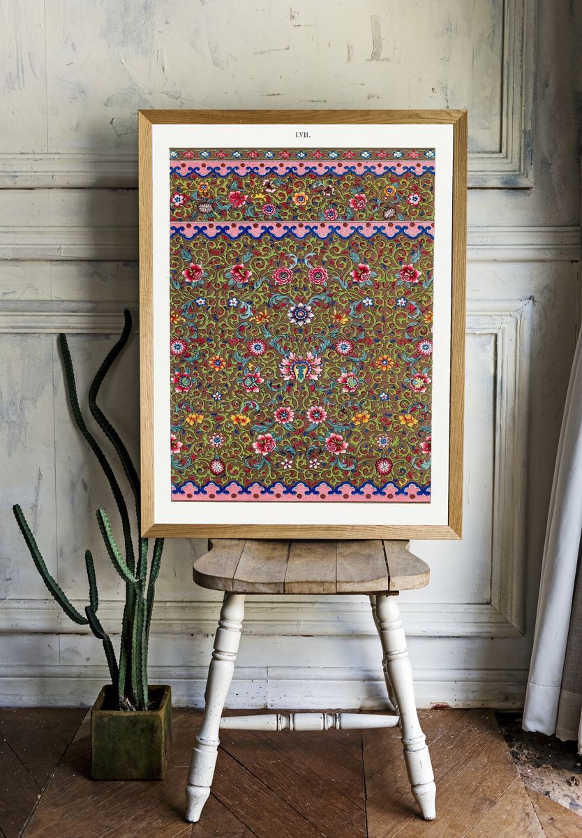 Floral Paisley Pattern Vintage Print. — room view 1