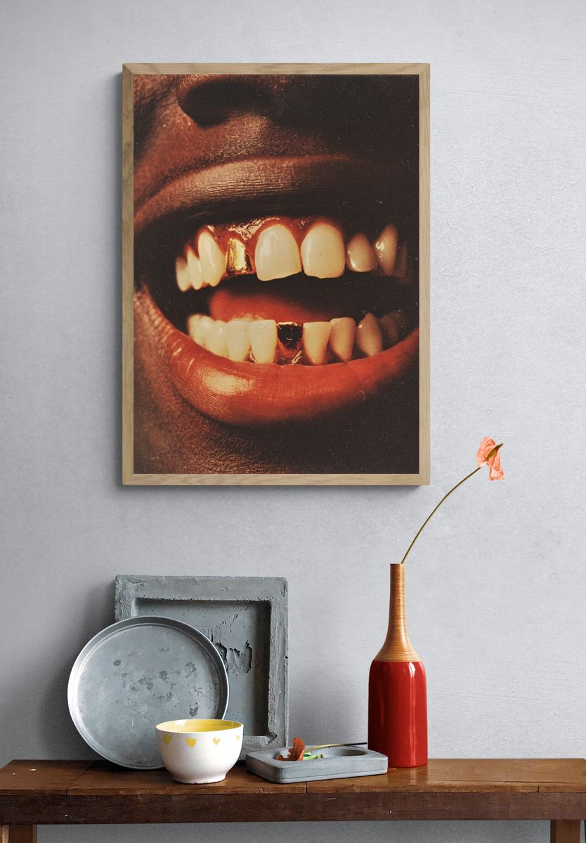 Vampire Mouth Vintage Poster. — room view 3