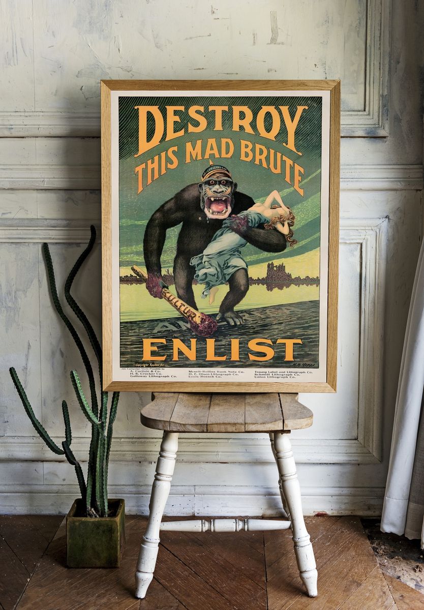 Aesthetic lithograph gorilla. — room view 1