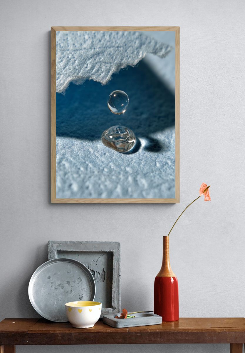 Water Droplet Macro Photography Poster. — room view 3