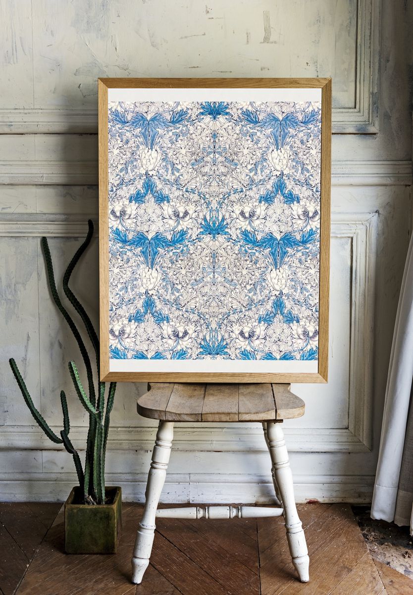William Morris 's Honeysuckle (1876). room preview