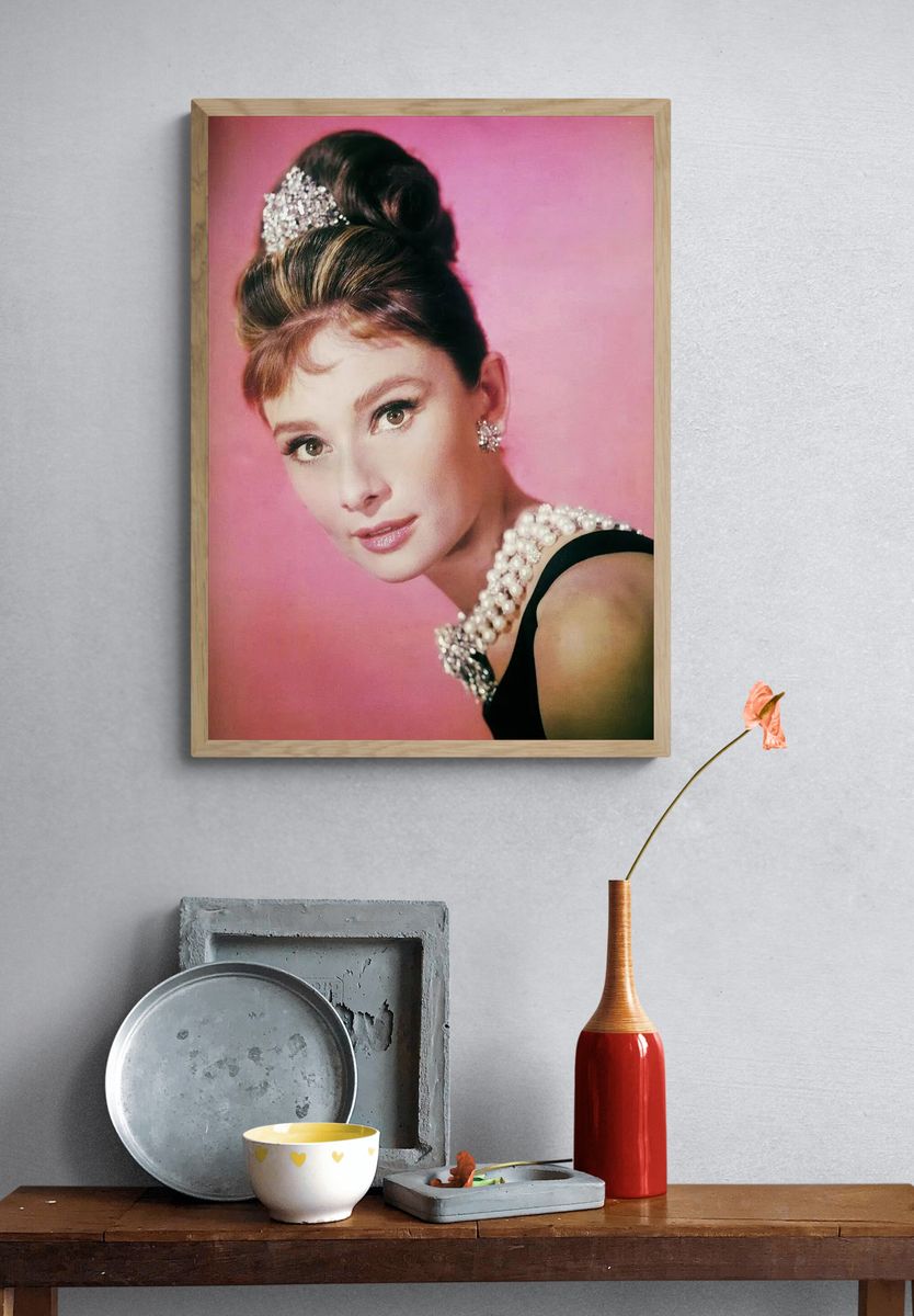 Audrey Hepburn Breakfast Tiffany's. Unknown. — room view 3