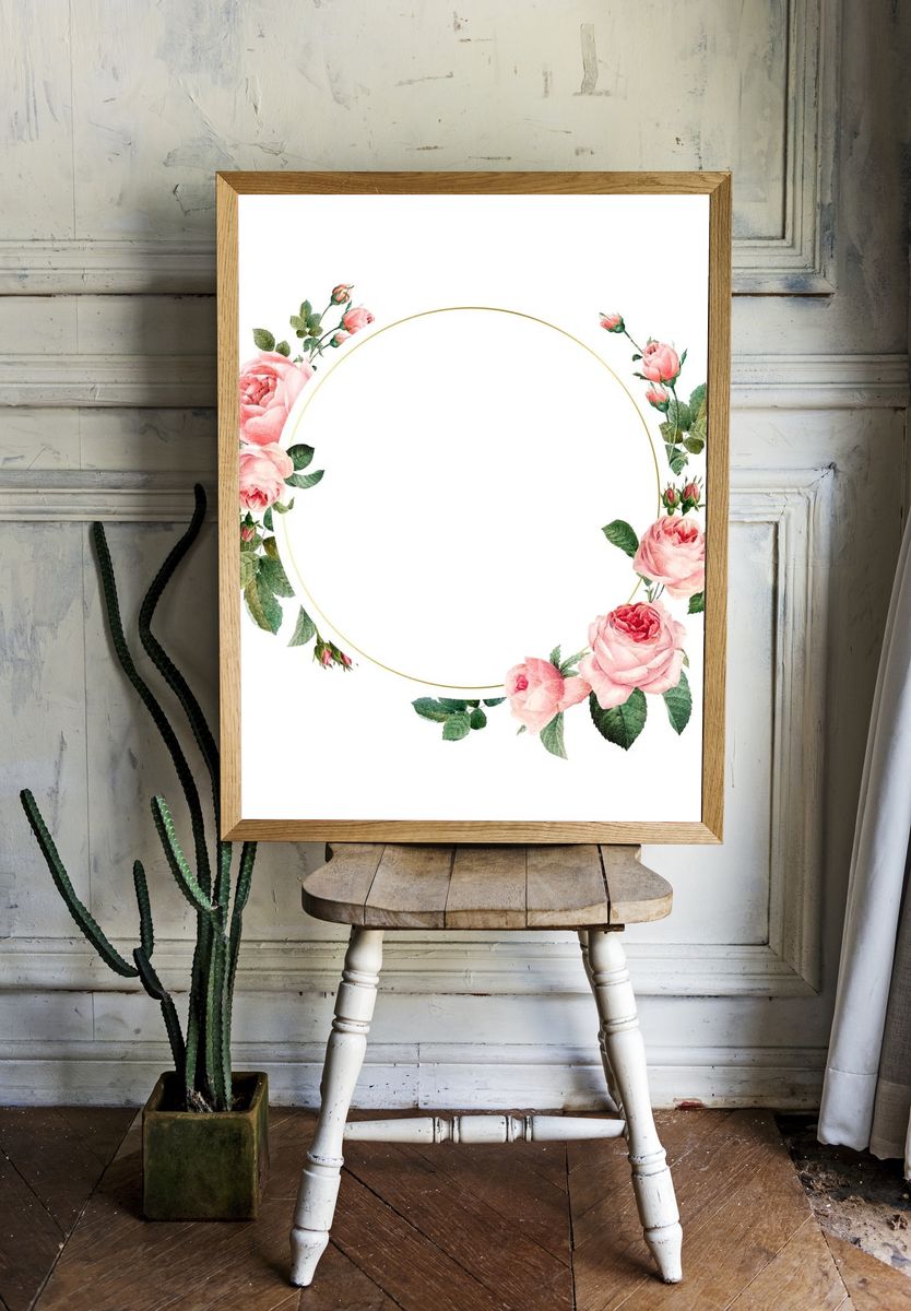 Blank round pink roses frame. — room view 1