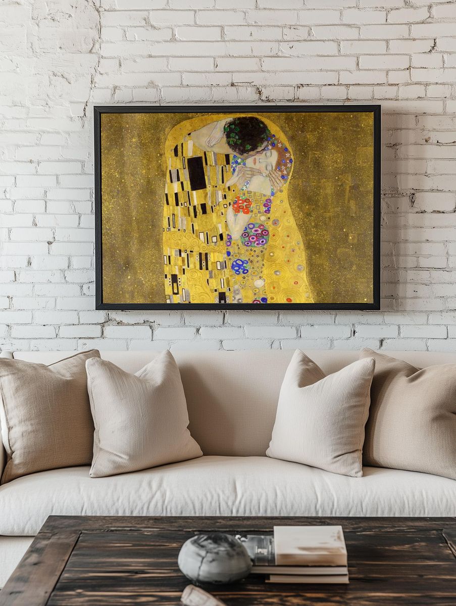 Klimt Kiss wallpaper, desktop background. — room view 1