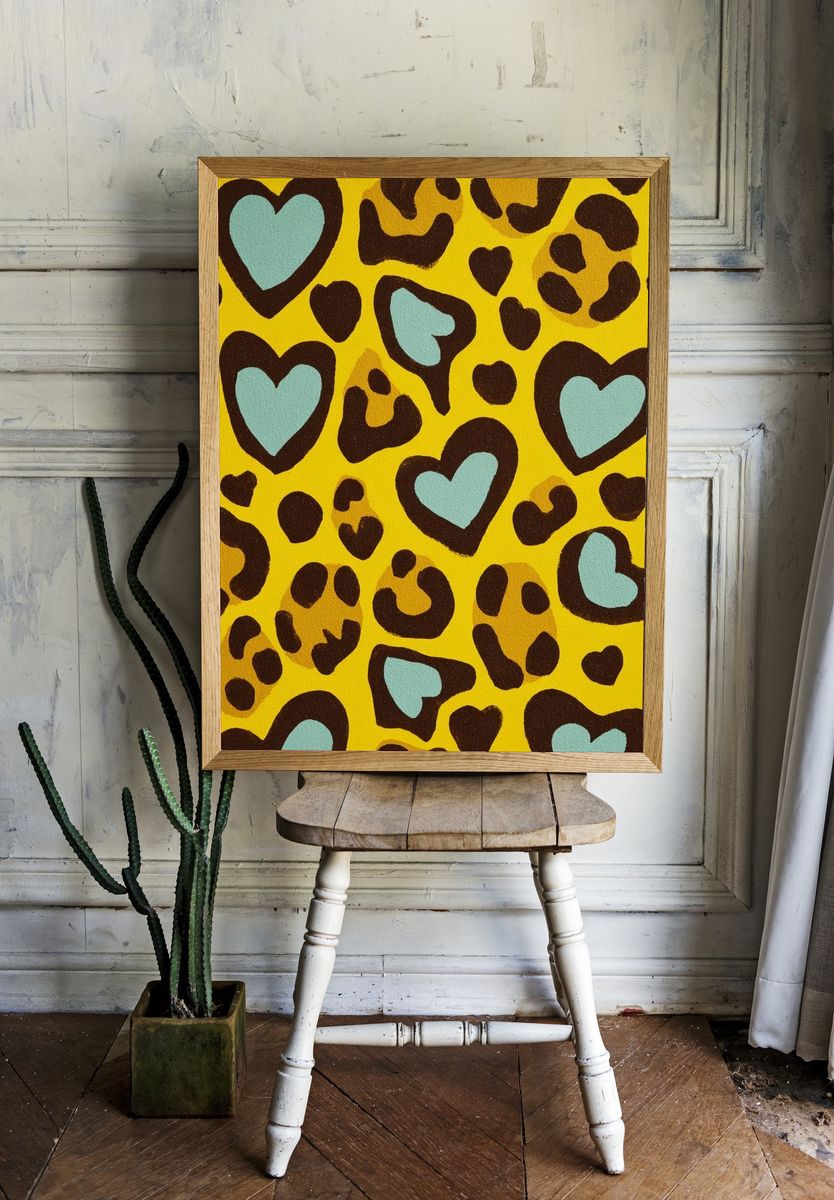 Leopard Hearts Pop-Art Poster. — room view 1
