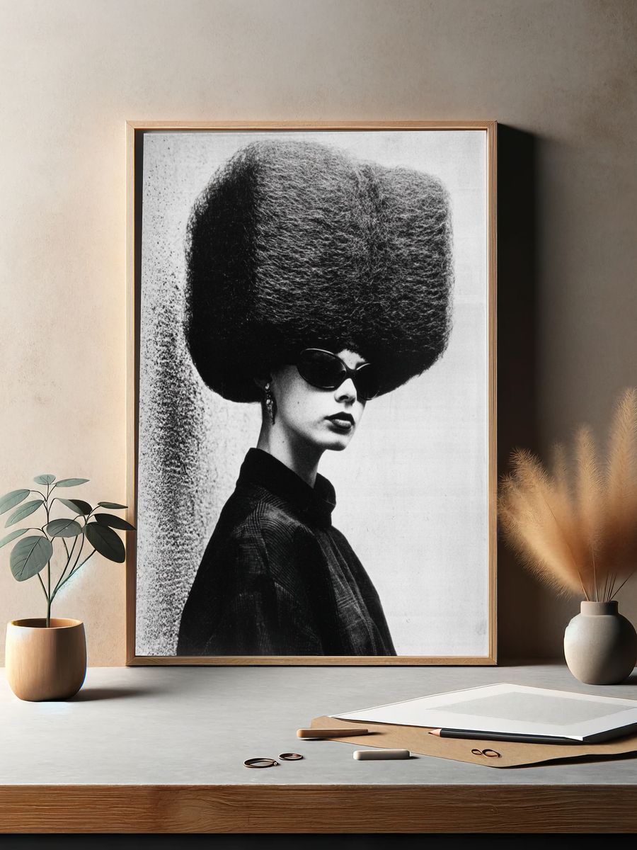 Bold Fashion Statement — Black and White Print. — room view 2