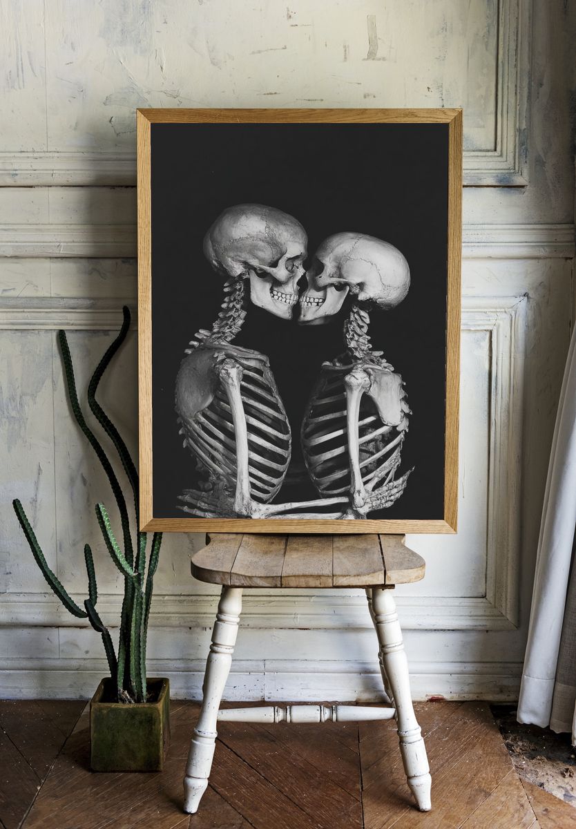 Skeleton Kiss Black-White Print. — room view 1