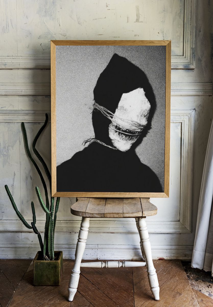 Abstract Bound Figure Print. — room view 1