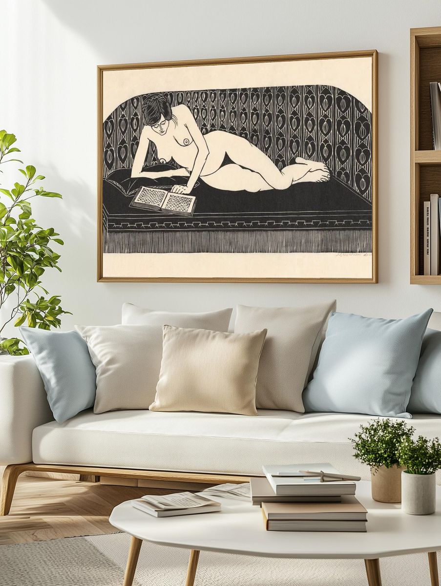 Naked woman showing her breasts. — room view 2
