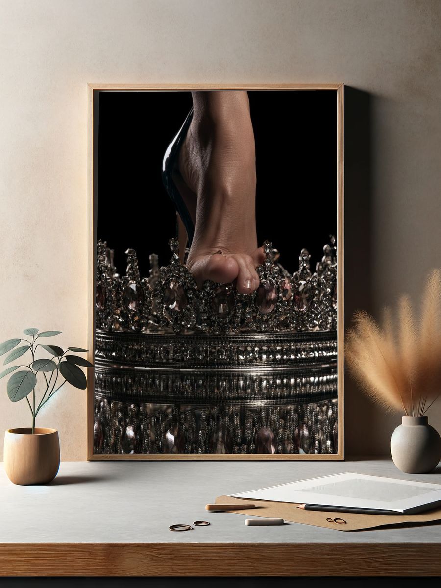 Crystal Crown Fashion Poster. — room view 2