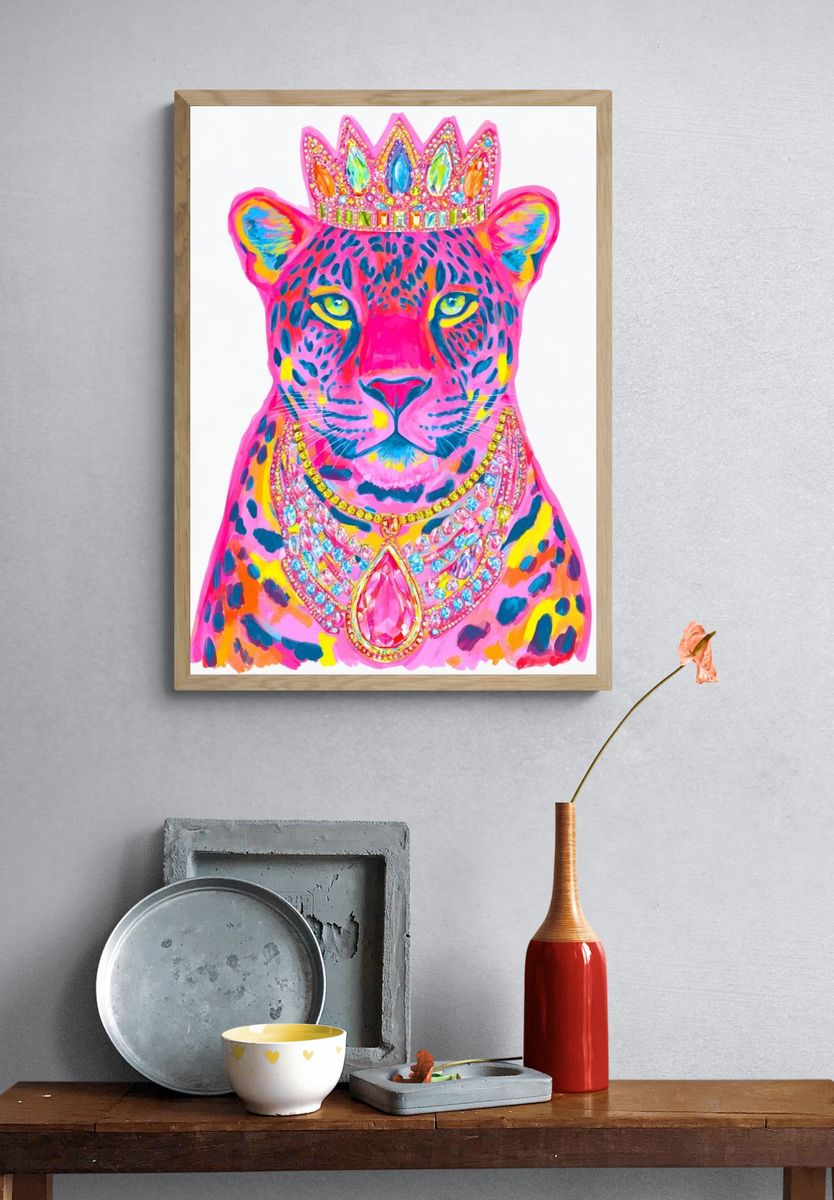 Regal Leopard — Illustration Print. — room view 3