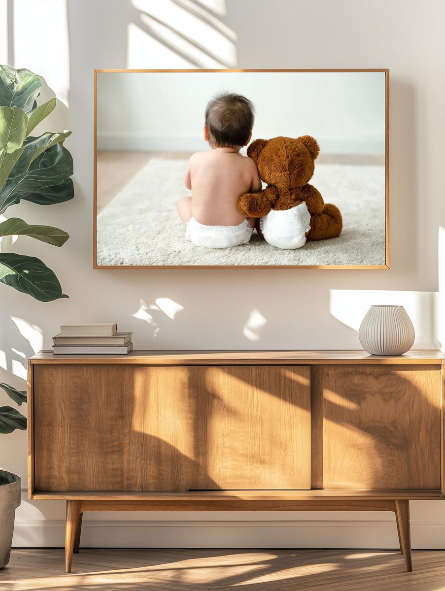 Back baby teddy bear. — room view 3