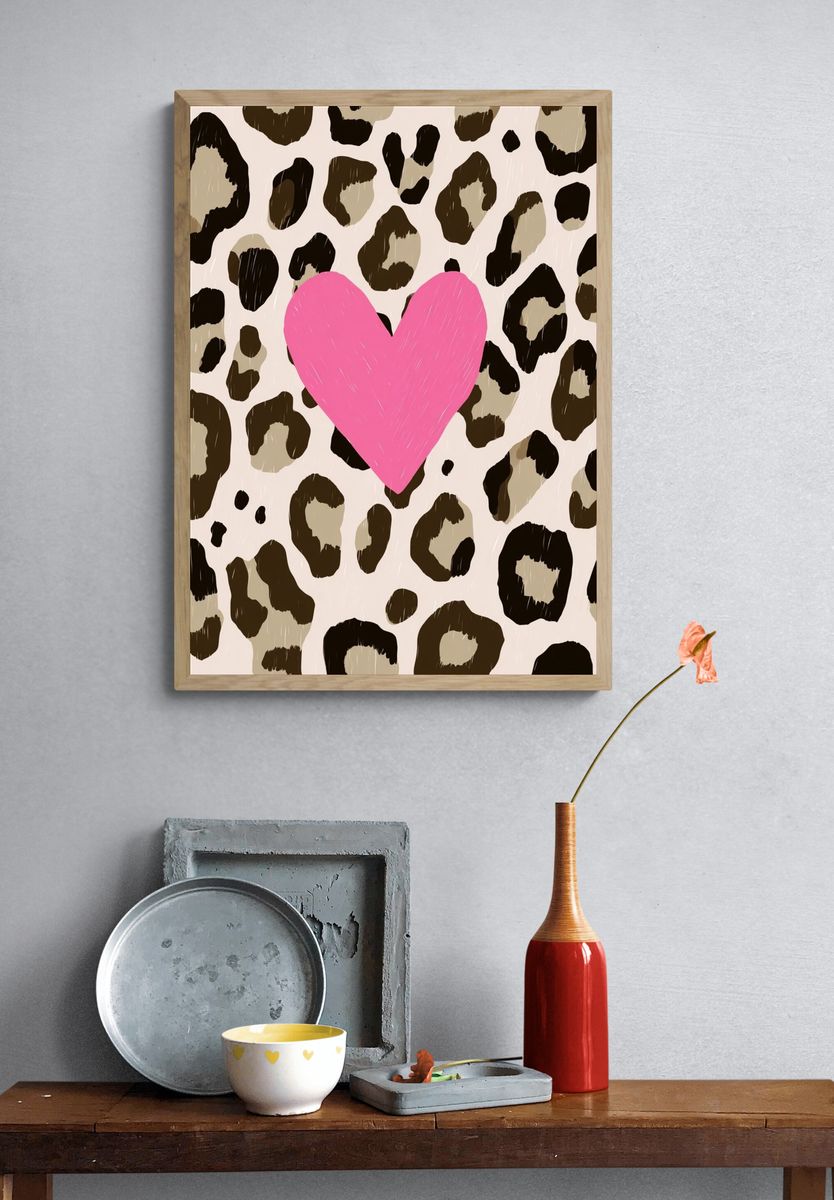 Leopard Print Heart Poster. — room view 3