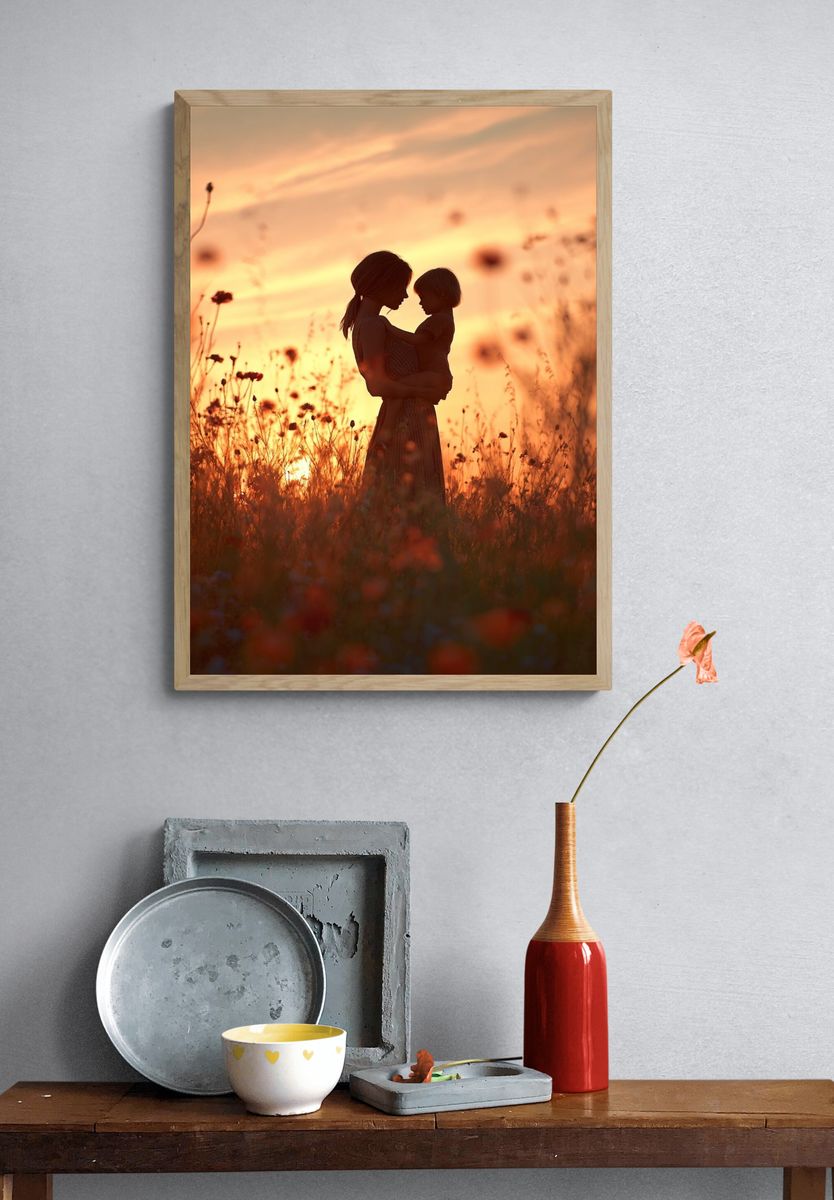 Mother and Child Silhouette — Photography Print. — room view 3