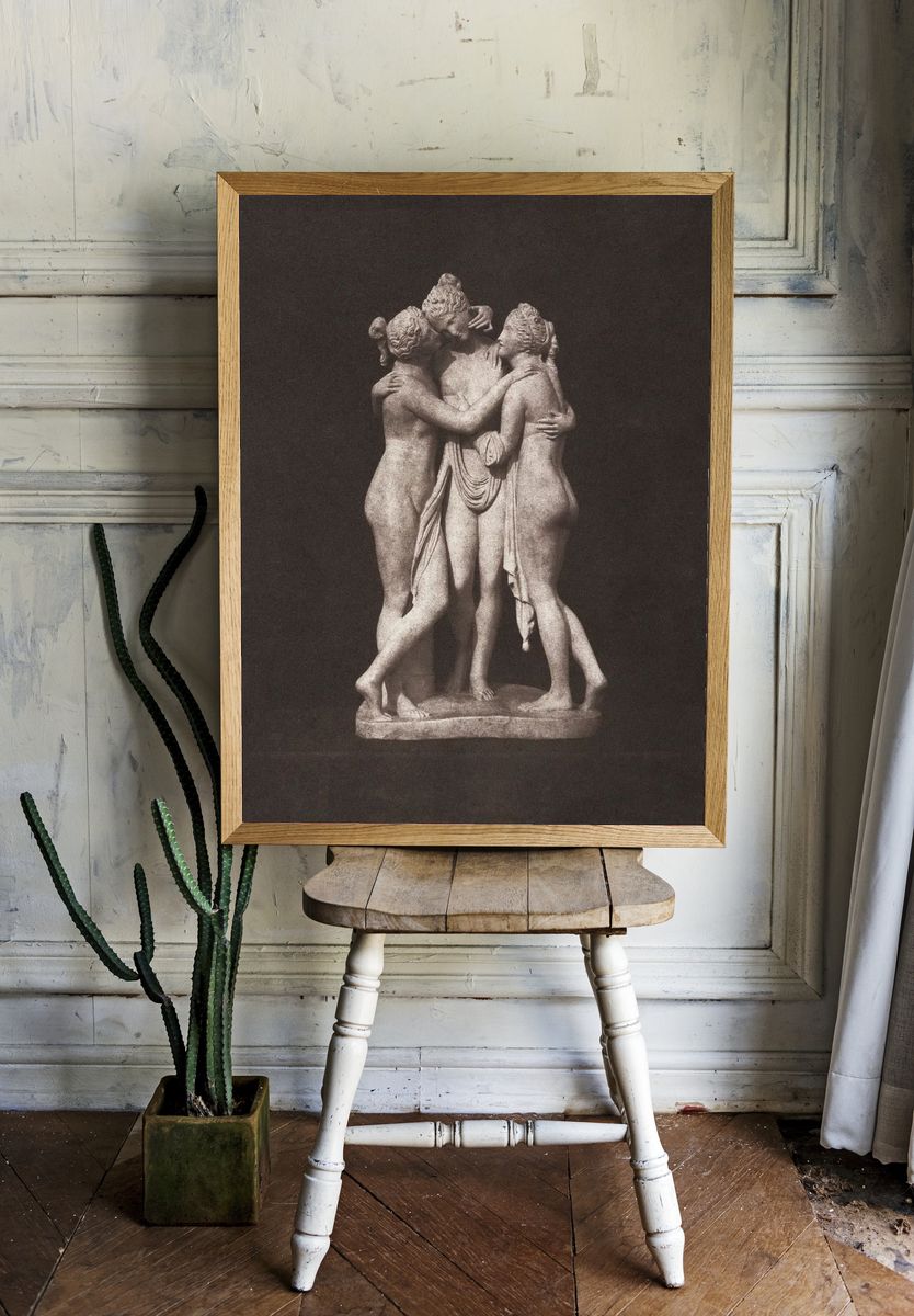 Sensual nude sculpture, Three Graces. — room view 1