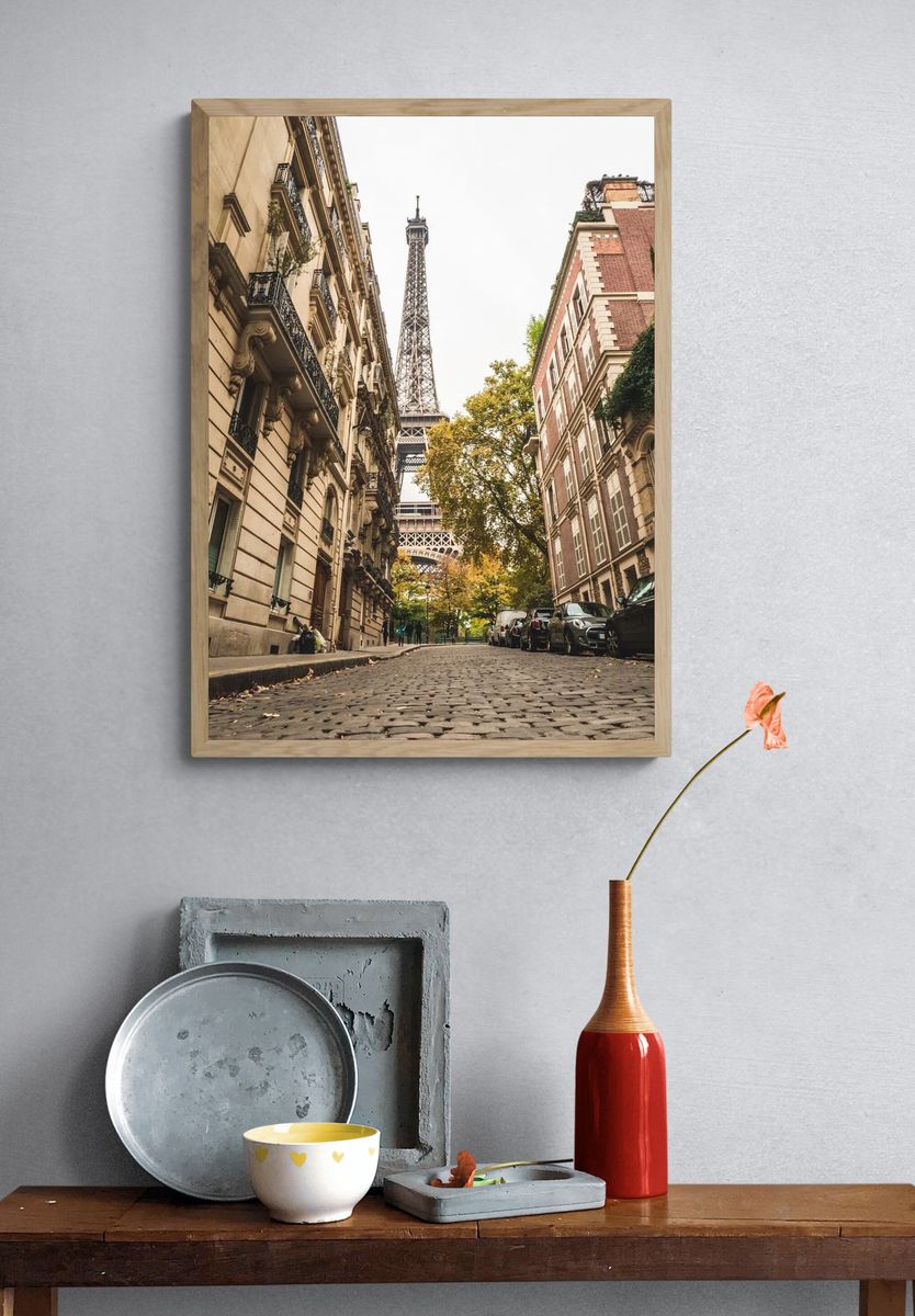 Eiffel Tower in Autumn — Photography Print. — room view 3