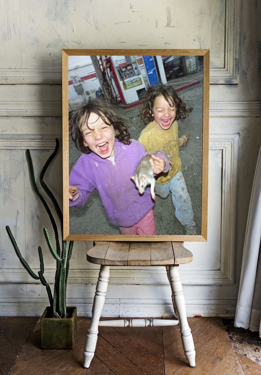Children with Rat Snapshot Poster. — room view 1