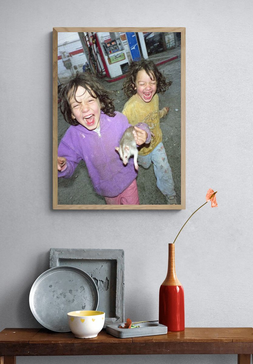 Children with Rat Snapshot Poster. — room view 3
