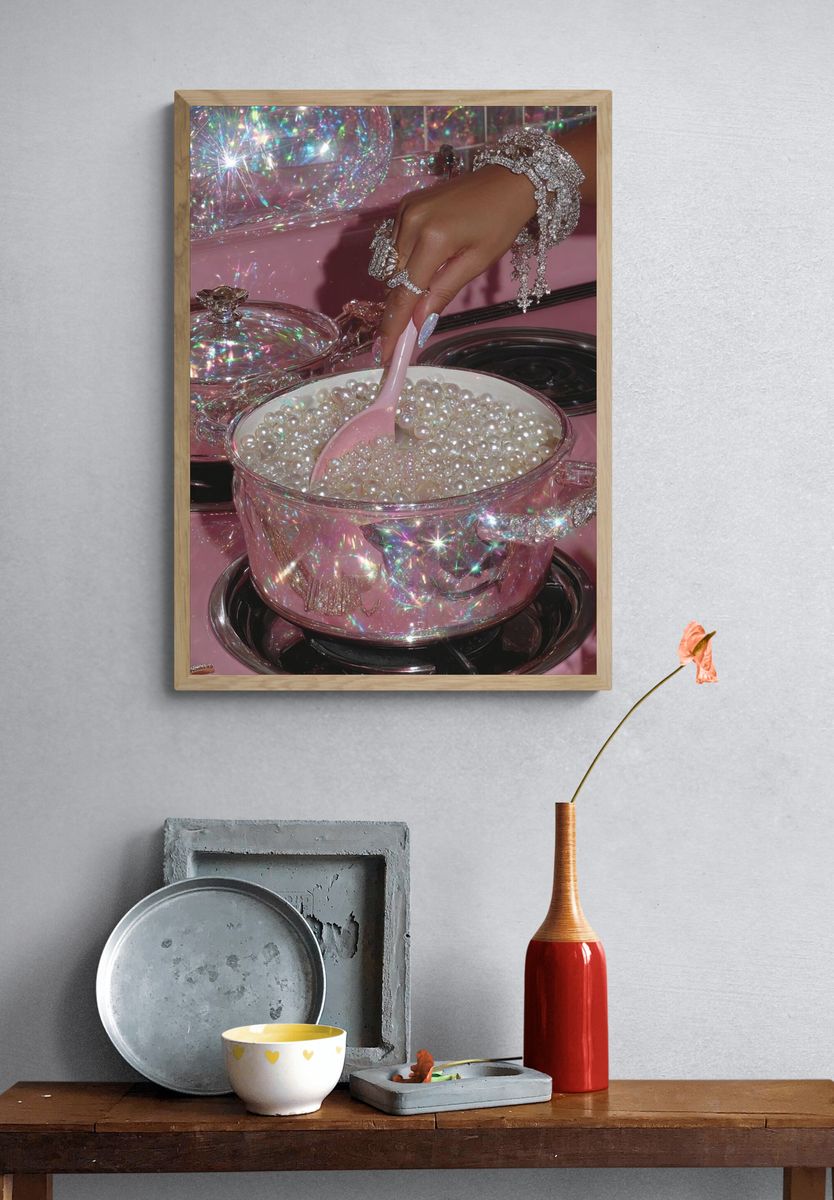 Pearls in a Pot — Contemporary Print. — room view 3