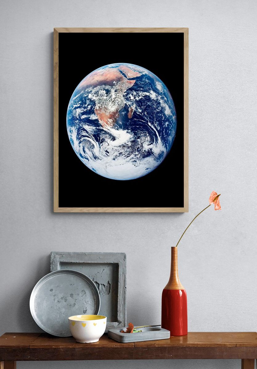 Amazing image Earth. Original NASA. — room view 3