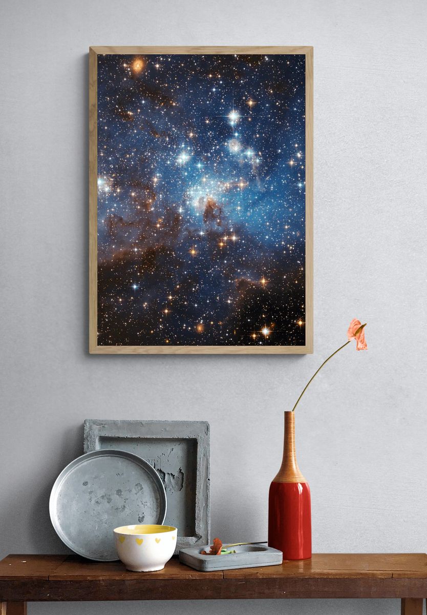 LH 95 stellar nursery Large. — room view 3
