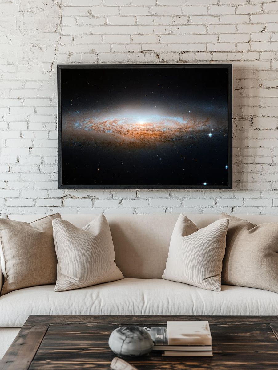 NASA/ESA Hubble Space Telescope has. — room view 1