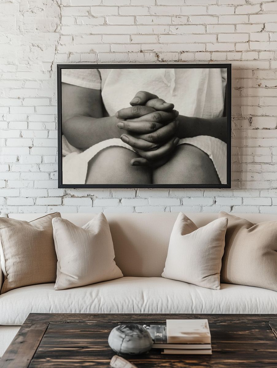 Georgia O’Keeffe by Alfred Stieglitz (1933) — Art Print. — room view 1