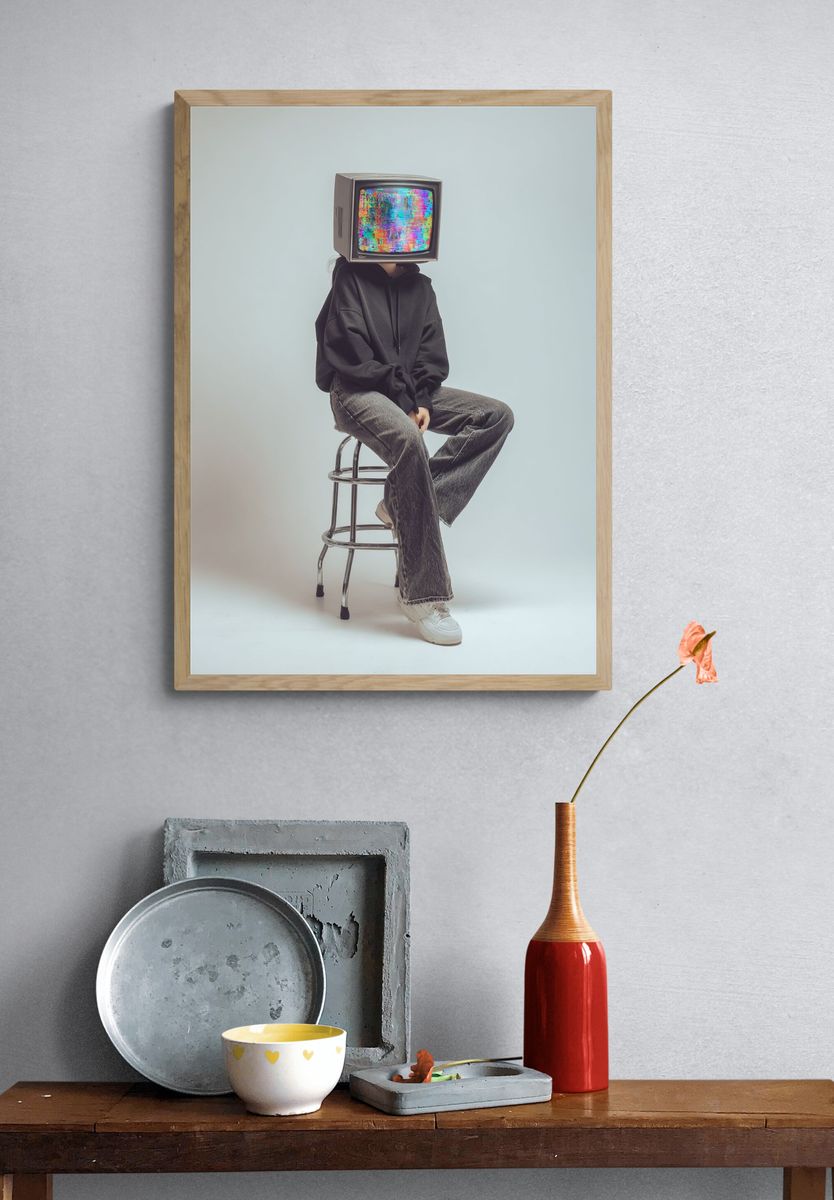 TV Head Portrait Photography Poster. — room view 3