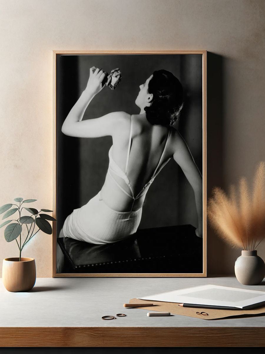 Vintage Fashion Photography Poster. — room view 2