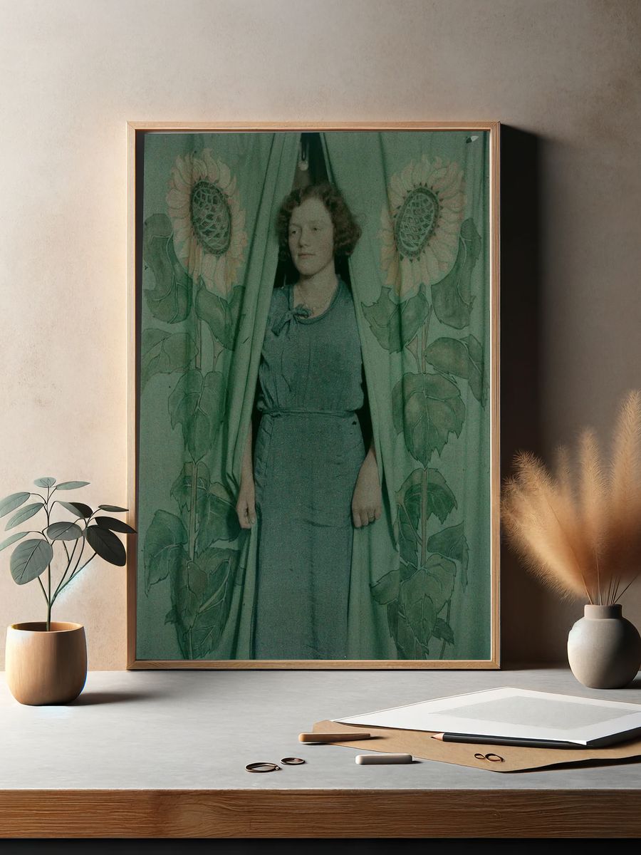 Woman sunflower print curtains (1900-1930). — room view 2
