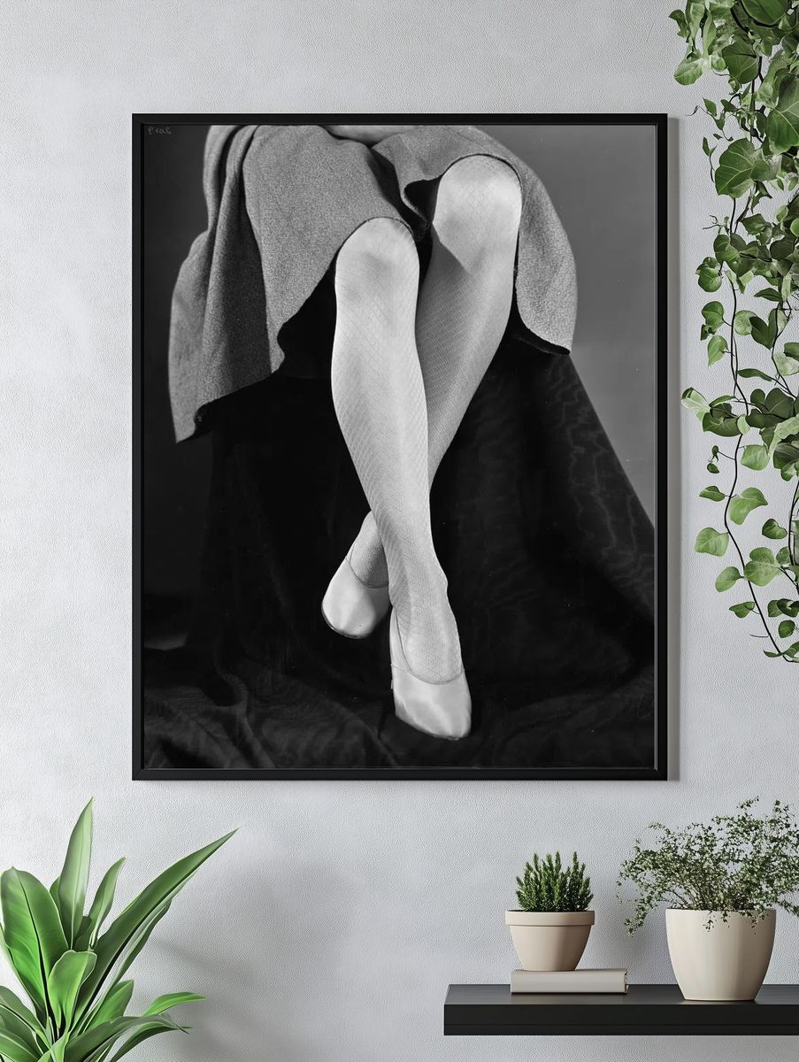 Bonds Hosiery by Gordon Burt (1932) — Art Print. — room view 4