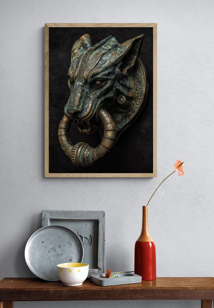 Bronze Wolf Head — Fine-Art Print. — room view 3